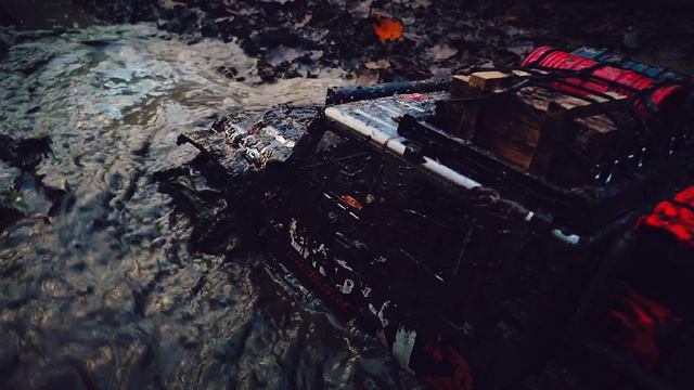 Мчавшийся сквозь Радиоуправляемый Crossrc Big Mustang 6WD