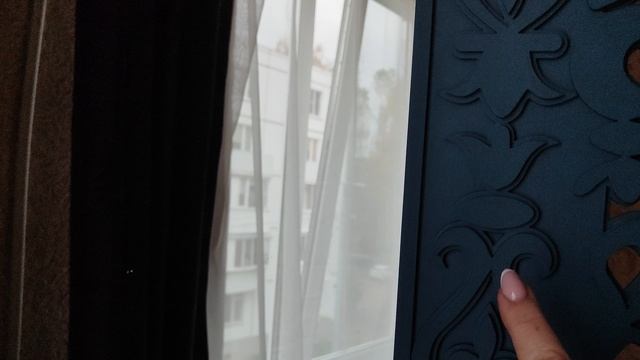 зеркало- окно
размер 110*82 см