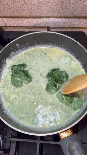 КРЕВЕТКИ СО ШПИНАТОМ