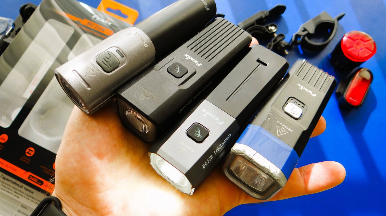 Круто потому что это New Fenix BC22R #bike #unboxing #flashlight #edccarry #edc #fenix #велосипед