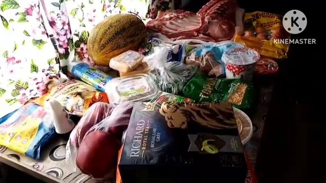 купили деду сапоги и много продуктов