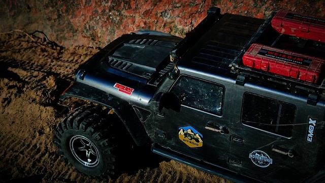 Трасса в масштабе для радиоуправляемого джипа 4x4 Crossrc EMO X4