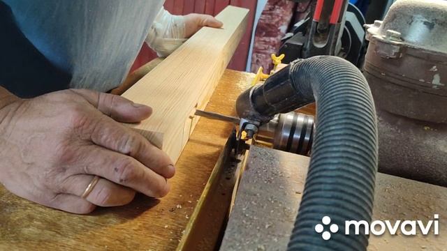 Кровать двуспальная деревянная