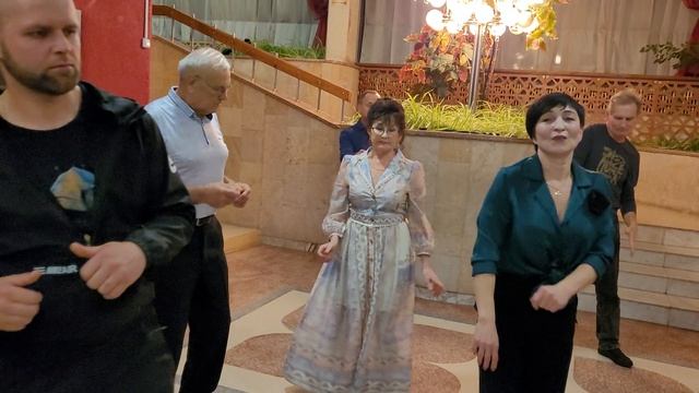 Пусть играет наш магнитофон... 25.10.25...