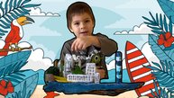 Большой Эр делает поделку из дрифтвуда