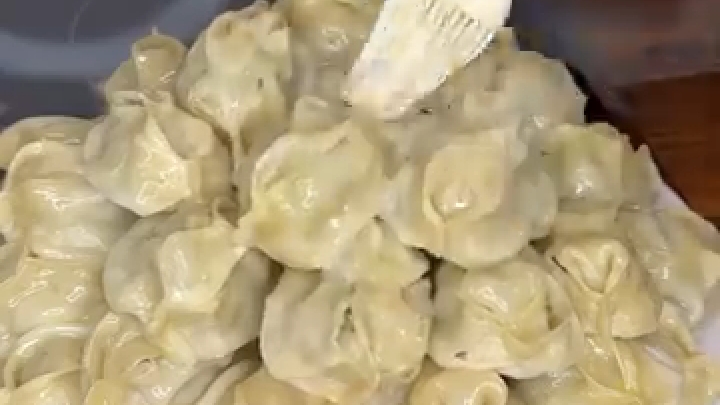 Вкусные и Сочные МАНТЫ...🥟🥩😋   Рецепт ⤵️