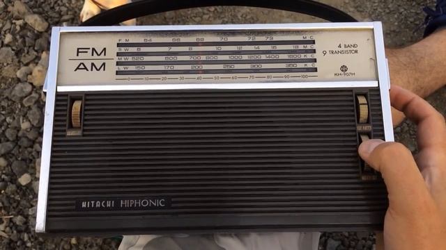 Редкий приемник Михаила Пуговкина, 1965 года выпуска,  отлично ловит радиостанции