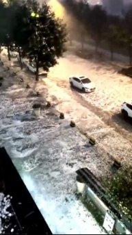 Град с сильным ветром в Пекине Китай