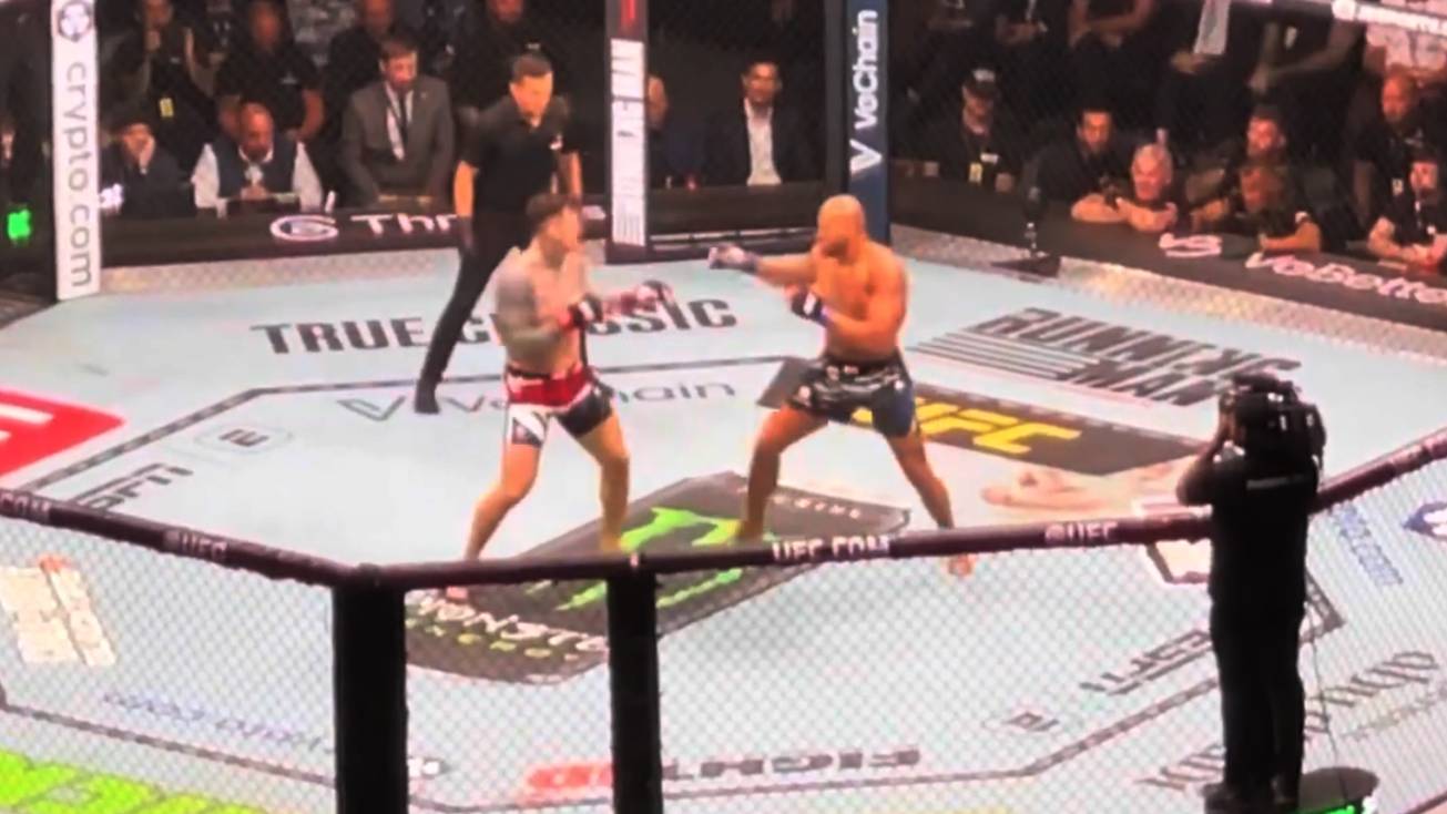 Полный Бой Том Аспиналл vs Сирил Ган UFC 321 Вид Из Зала Абу-Даби