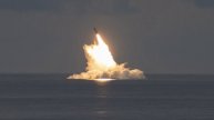 Американский сайт гламурных новостей, Певица Кэти Перри и, экс премьер, Канады Трюдо появились