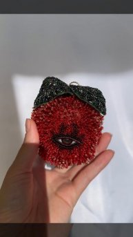 Яблоко с глазом.   Украшения ручной работы от Any EyeТГ  @AnyEyeHandMade
