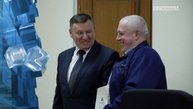 Рабочая неделя в администрации города началась с награждения