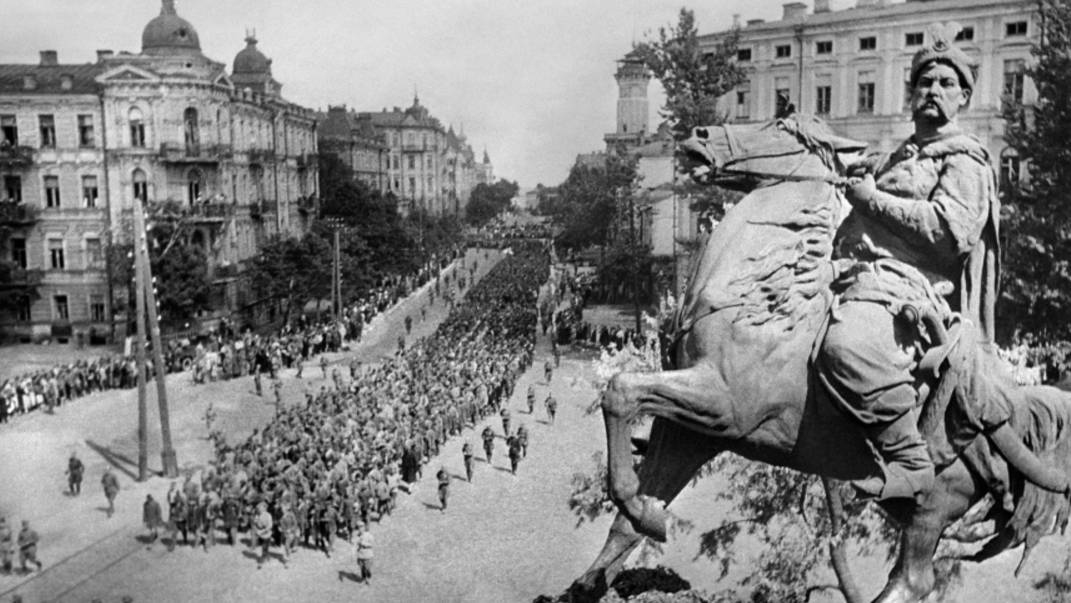 Украина была освобождена от гитлеровских захватчиков 81 год назад