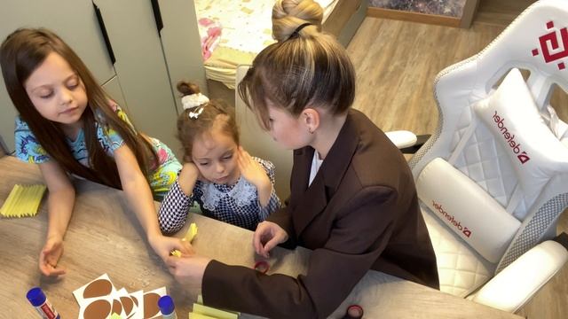 Мастер-класс на тему: "Цветок подсолнечника из бумаги". Автор: Зленко Ангелина Александровна