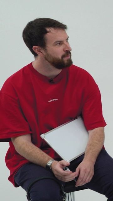 Где правда? 👀 Иностранцы играют в сломанный телефон 🤯