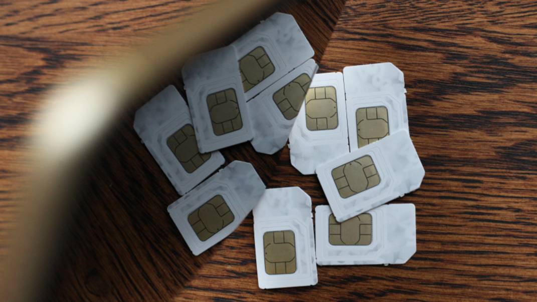 С 1 ноября абонентам в РФ разрешат иметь не более 20 мобильных номеров