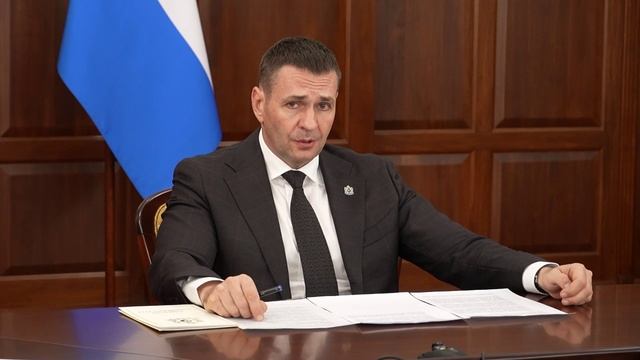 Дмитрий Демешин потребовал срочно устранить сбои с отоплением в Хабаровске, Заветах Ильича и Эльбане