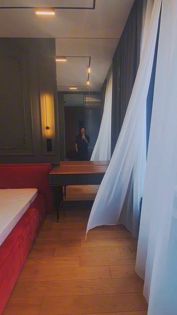 Шторы для черно-красной спальни.