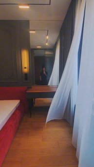 Шторы для черно-красной спальни.