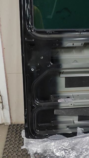двери сдвижная правая со стеклом Volkswagen transporter t6