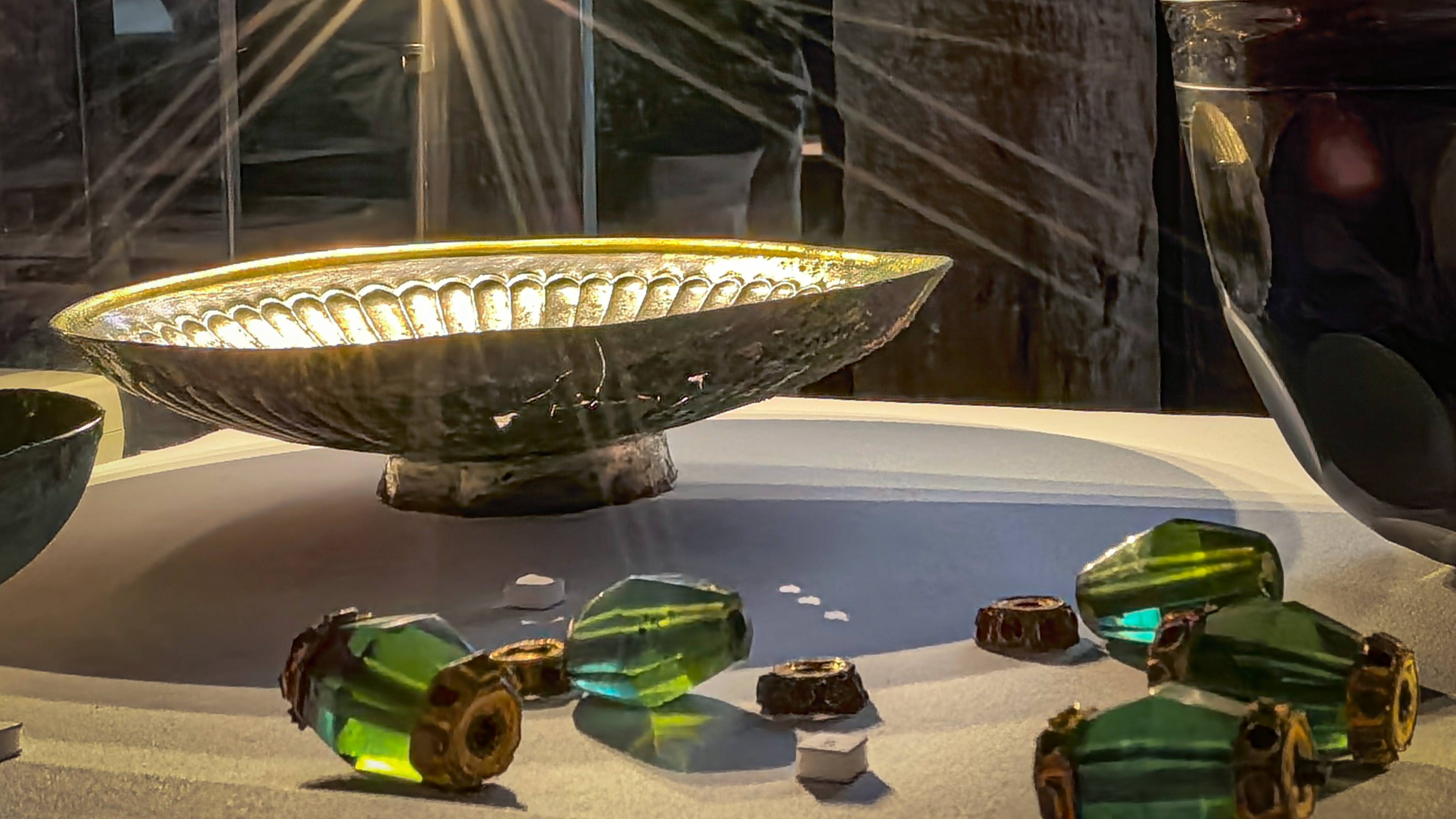 Некрополь Алхан-Калинского городища в Чеченской Республике. Презентация находок