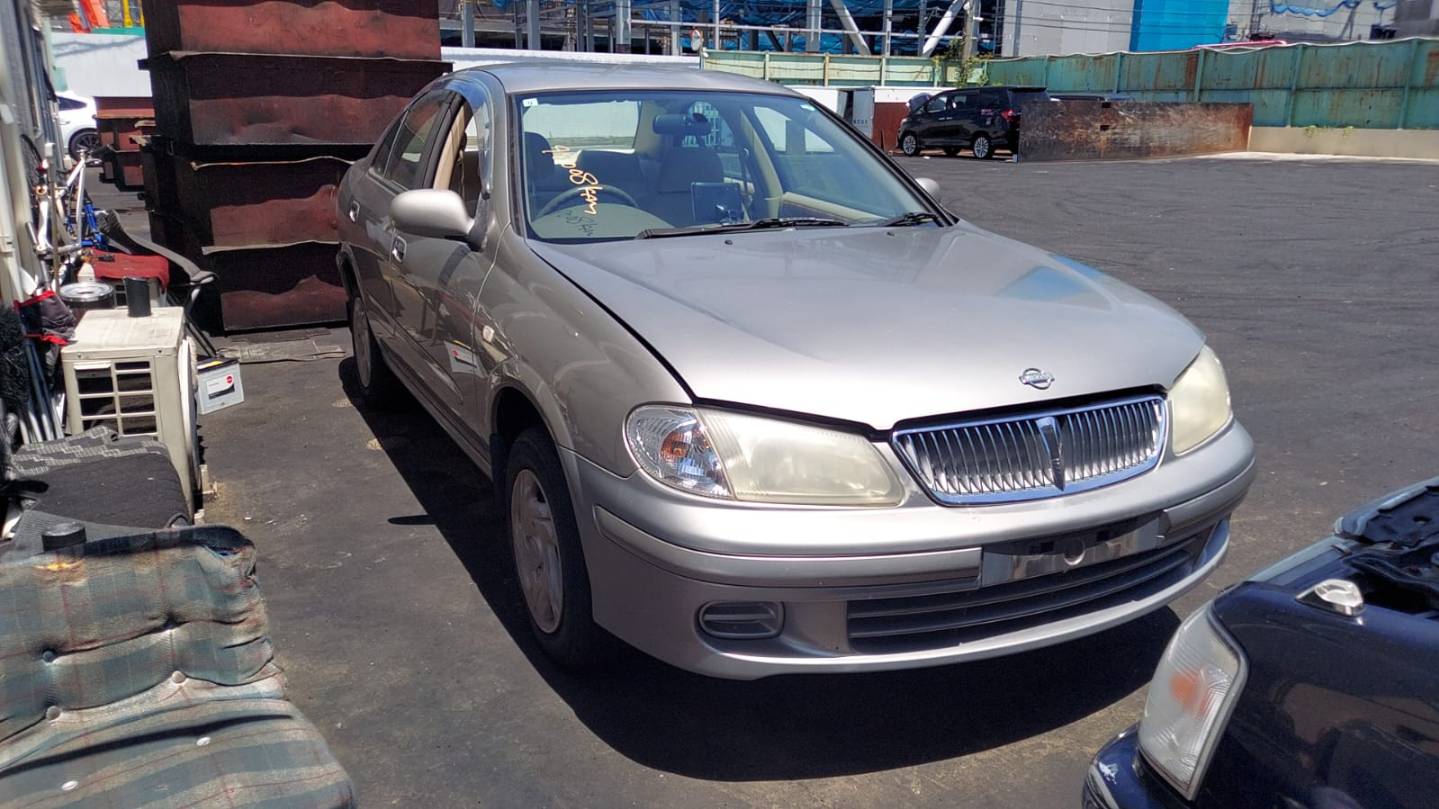 SY936 BLUEBIRD SYLPHY QG10-010244