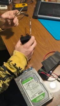 Всерьёз озаботился своим комфортом. 🥶Пытался в сервисе починить обогрев водительского кресла. Теп...