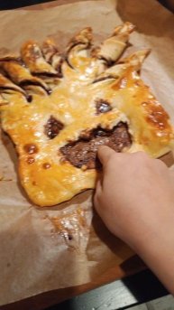 3 часть пенёк с листочками