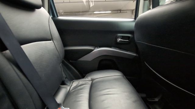 Mitsubishi Outlander XL  2.4 CVT (170 л.с.) 4WD