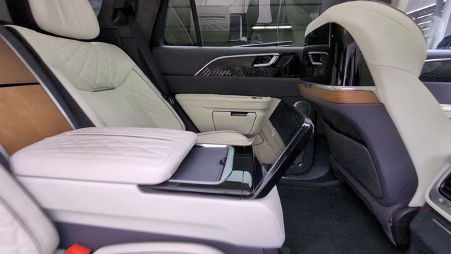 HONGQI E-HS9 4 Seats Flagship CN