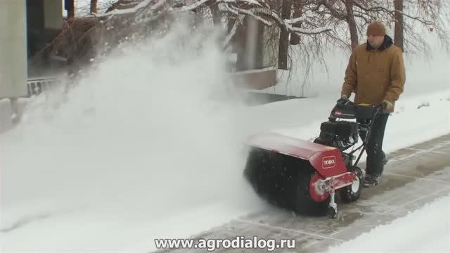Подметальная машина Toro 38701