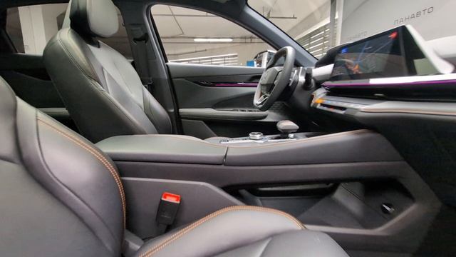 Changan UNI-V 1.5 AMT (181 л.с.)