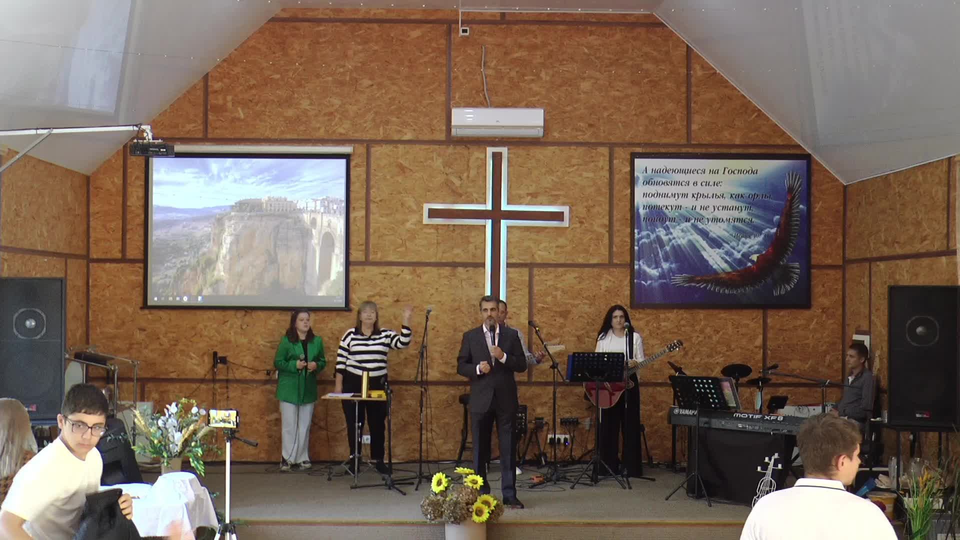 Воскресное служение 02.11.2025 тема: "Победа над грехом."