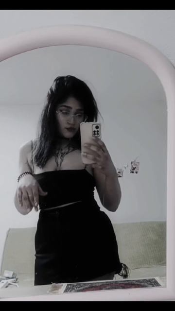 Красотка скучает по тебе