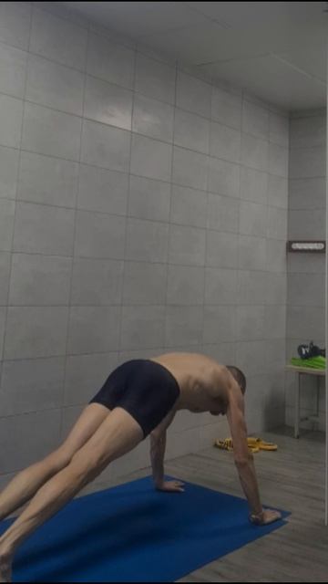 40 по 40. День XXXVI. Отжимания после тренировки по плаванию.