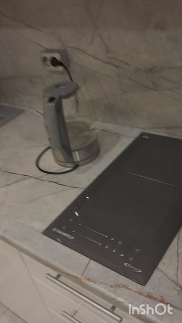 1ка студио, улица Токарева,18д. 1-2 человека. Можно с животным. Офиц договор. +79787003279