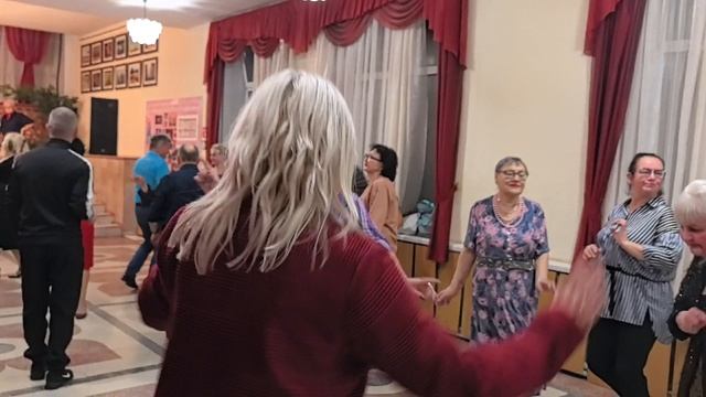 Хочу чтоб счастье длилось... 02.11.25...