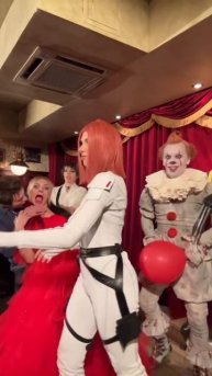 Дэдпул поцеловал Черную Вдову