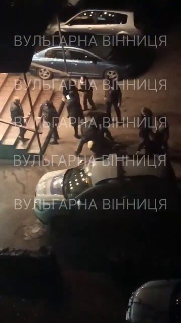 В Виннице произошёл конфликт между гражданскими и сотрудниками ТЦК и полиции.