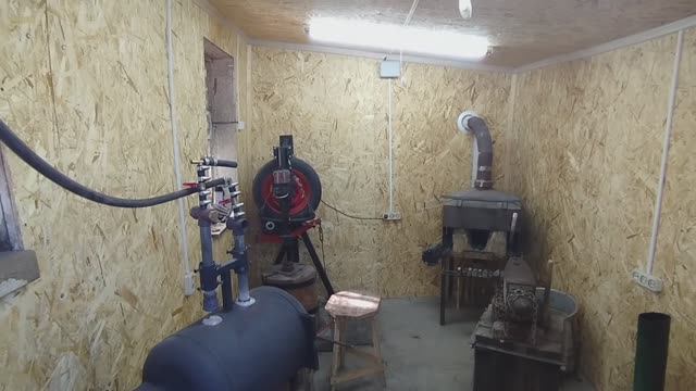 Полнофункциональная кузня на 6м2. Обзор от Валентина