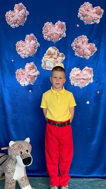 2_5201675720144749544.mp4