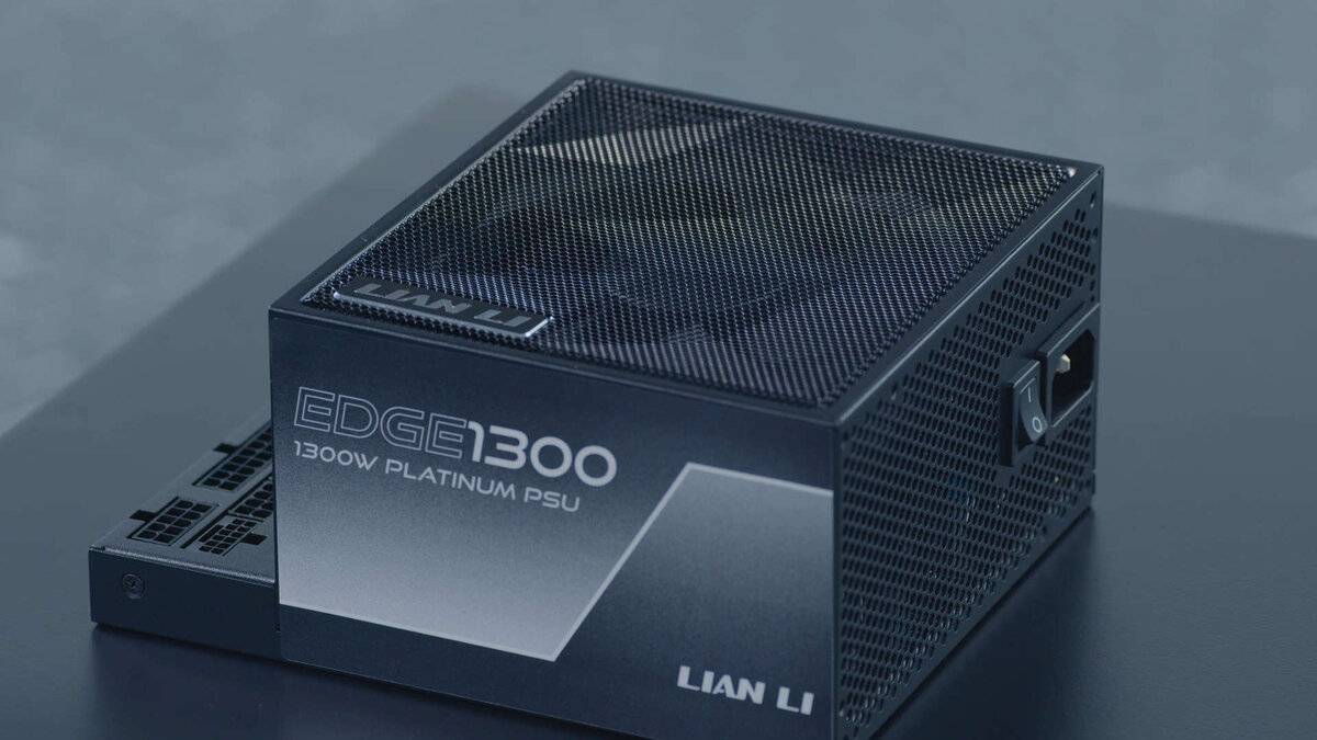 Блок питания Lian LI EDGE, 1300W, 80+ Platinum, ATX3.1 (EG1300)