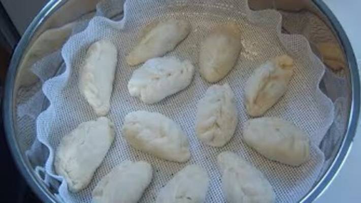 Вареники с капустой и с картошкой. Маринкины творинки. Всем МИРА и Добра!