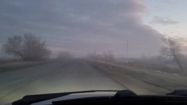 Утренняя атмосфера #zmeelub #утро #ваз2114 #воспоминания #автомобиль #туман #небо #morning #autumn