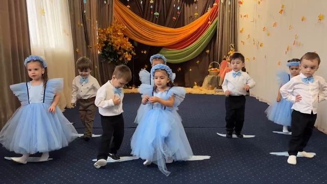 Танец парный с малышами