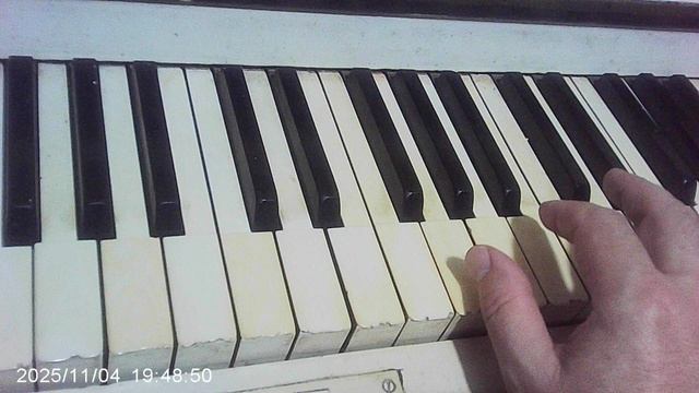 Пианино: транспонирую "Вместе весело шагать" из G в C