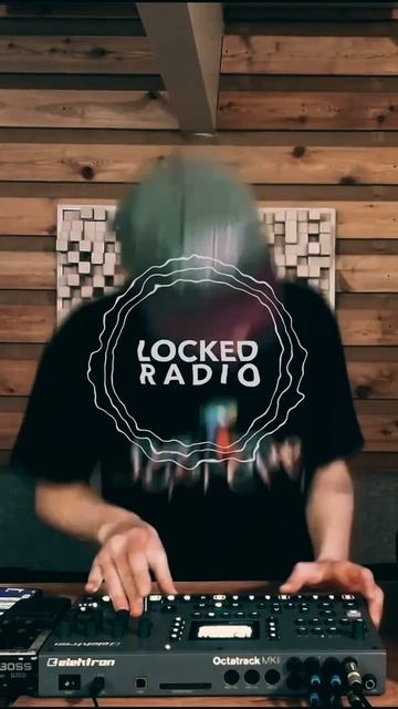qinnai Live @ Locked Radio E001