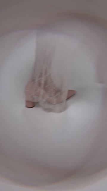 Костюм в мелкую клетку с кружевом ручной работы