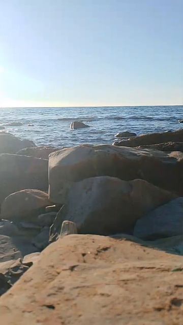 Черное море высокий берег