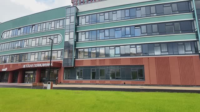 В Екатеринбурга завершилось строительство новой поликлиники №9